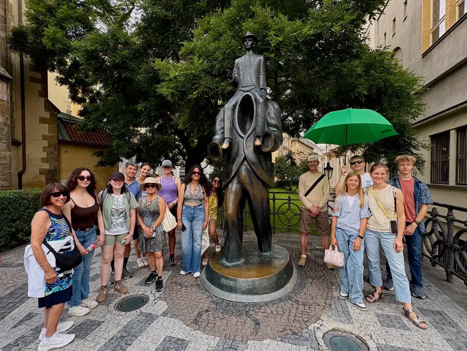Tour group in Prague 5